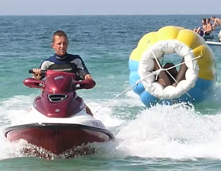 Water Inflatable Barf Ball Tow - Sports Equipment That Starts With A incelemesi ve fiyatı